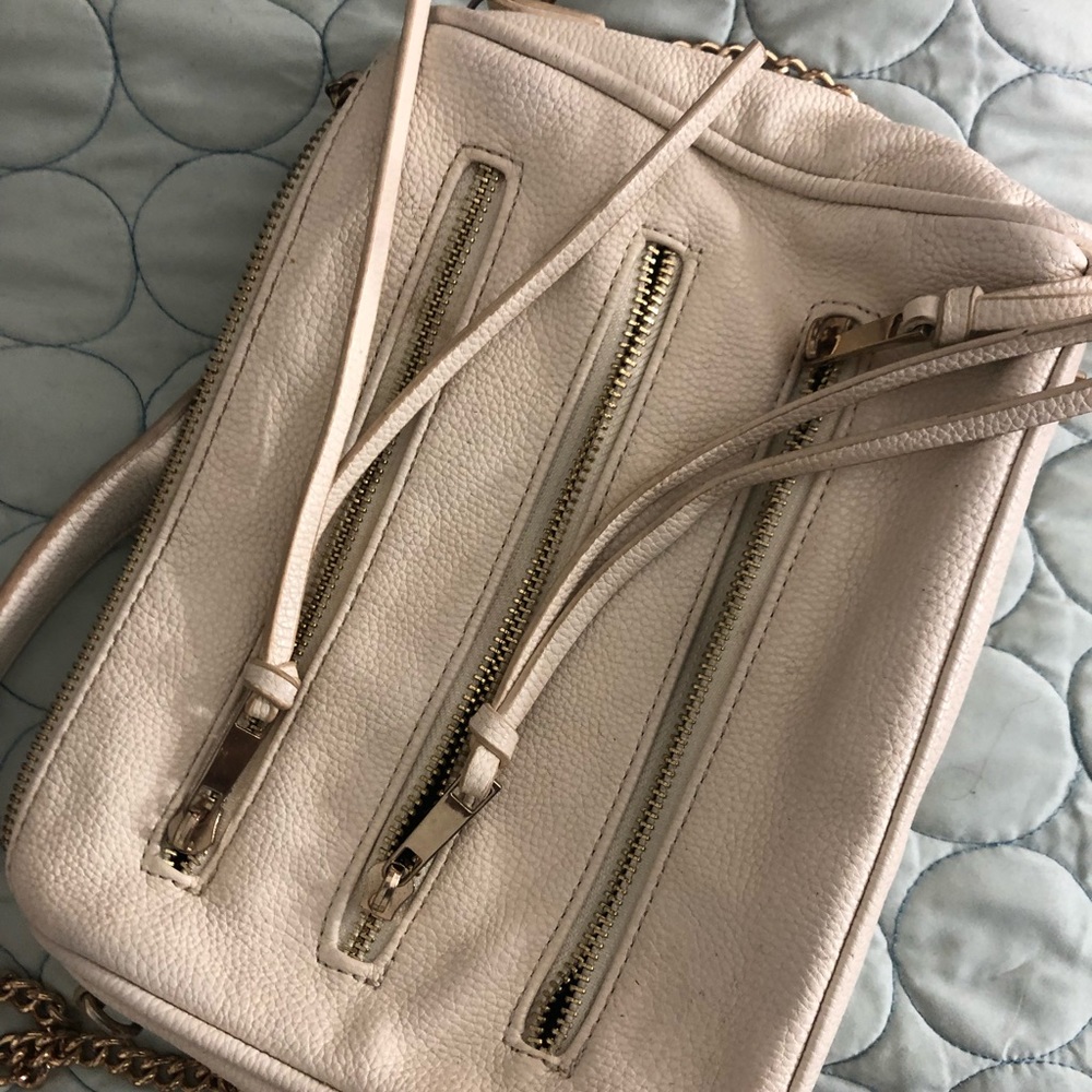 F21 PURSE
